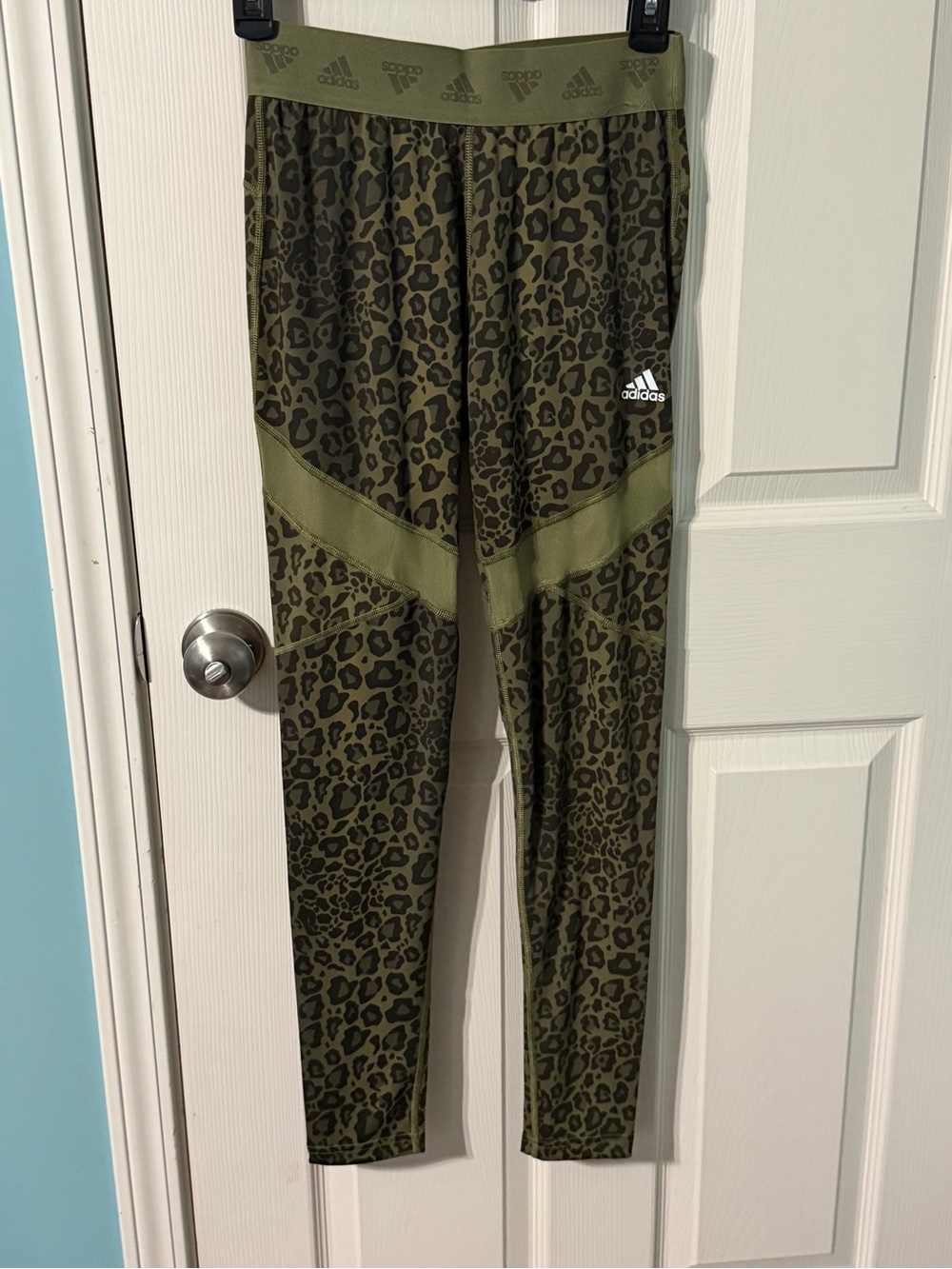 Adidas Army Green Leopard Print Leggings Size Medium NWT.
